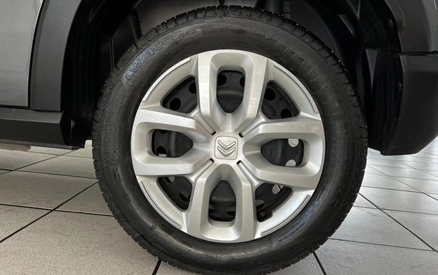 imagem-https://www.socarrao.com.br/sc-vehicle-images-prod/2835311/1785436703799-12758fe2-e56e-4318-897c-dfba0d23be9b.jpg