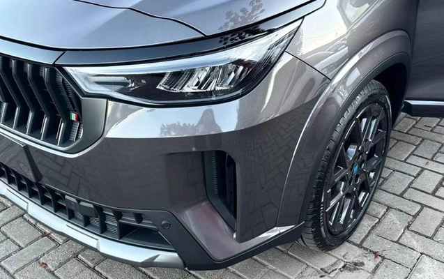 imagem-https://www.socarrao.com.br/sc-vehicle-images-prod/2835425/1789664685078-8267206_14_B_83a55c9a0f.jpeg