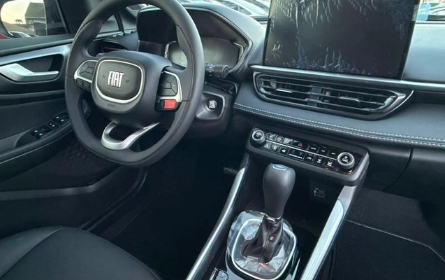 imagem-https://www.socarrao.com.br/sc-vehicle-images-prod/2835425/1789664685084-8267206_14_B_c2230c46ca.jpeg