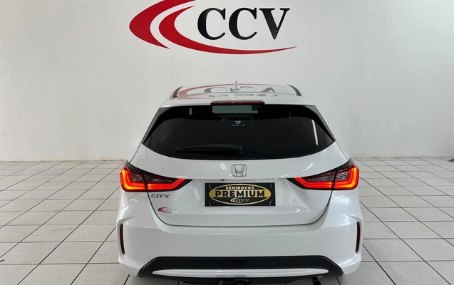 imagem-https://www.socarrao.com.br/sc-vehicle-images-prod/2835644/1785353979788-2b0bd423-f11f-4a2f-97d6-bd010681d0fb.jpg