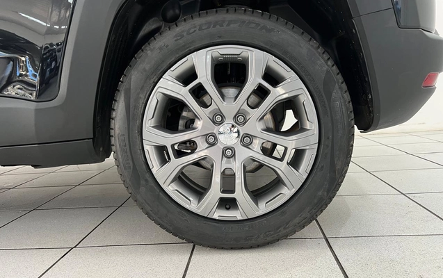 imagem-https://www.socarrao.com.br/sc-vehicle-images-prod/2835649/1785354052815-1edd10ed-944c-4c8d-8035-2eb7b6175bb6.jpg