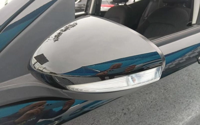 imagem-https://www.socarrao.com.br/sc-vehicle-images-prod/2835783/1784923719789-8311896_10_B_82dd289cda.jpeg