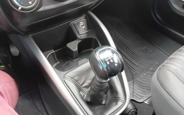 imagem-https://www.socarrao.com.br/sc-vehicle-images-prod/2835783/1784923719797-8311896_16_B_99a6cd10ad.jpeg