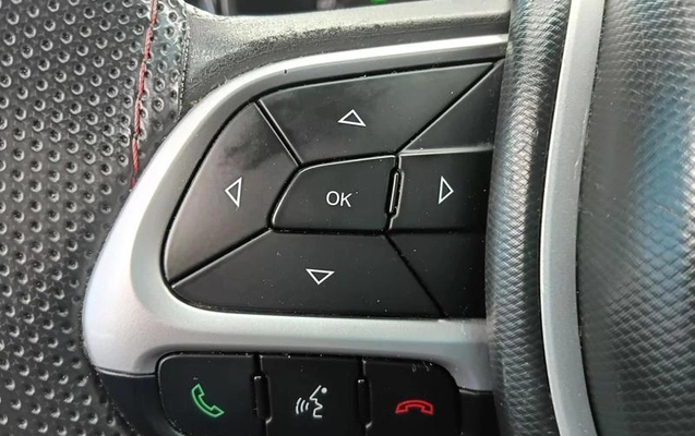 imagem-https://www.socarrao.com.br/sc-vehicle-images-prod/2835783/1784923719800-8311896_18_B_b3c5b509c0.jpeg
