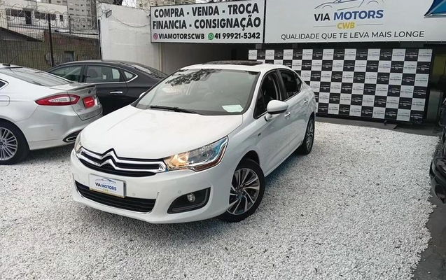 imagem-https://www.socarrao.com.br/sc-vehicle-images-prod/2835800/1787080344792-8311864_0_B_487a625a50.jpeg