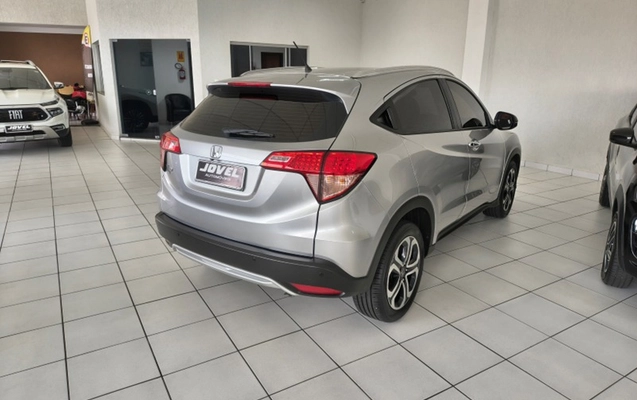 imagem-https://www.socarrao.com.br/sc-vehicle-images-prod/2836238/1784911316397-79f86b4f-9bf2-4b9c-a319-e3116019d101.jpg