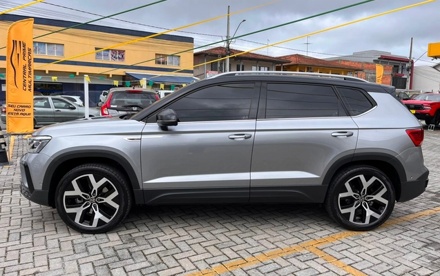 imagem-https://www.socarrao.com.br/sc-vehicle-images-prod/2836289/1784911650654-f6879f9f0d6f44f18ecc1c7cd63ac661_1784911217246.jpg