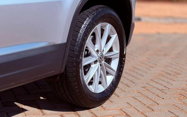 imagem-https://www.socarrao.com.br/sc-vehicle-images-prod/2836466/1784912724234-7772538_1_B_25473729a5.jpeg