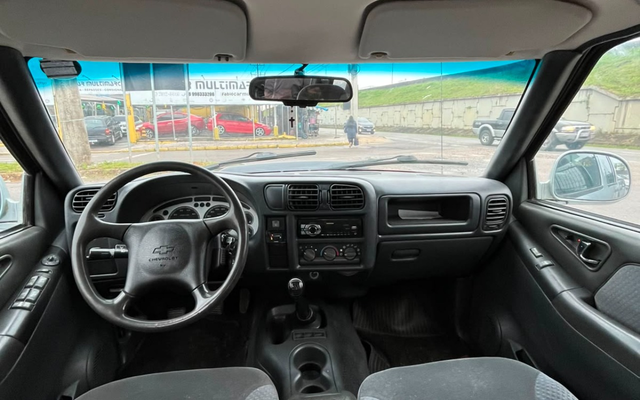 imagem-https://www.socarrao.com.br/sc-vehicle-images-prod/2836562/1784912723602-V2hhdHNBcHAgSW1hZ2UgMjAyNi0wNy0yMiBhdCAxNS41MC4yNi5qcGVn.jpeg