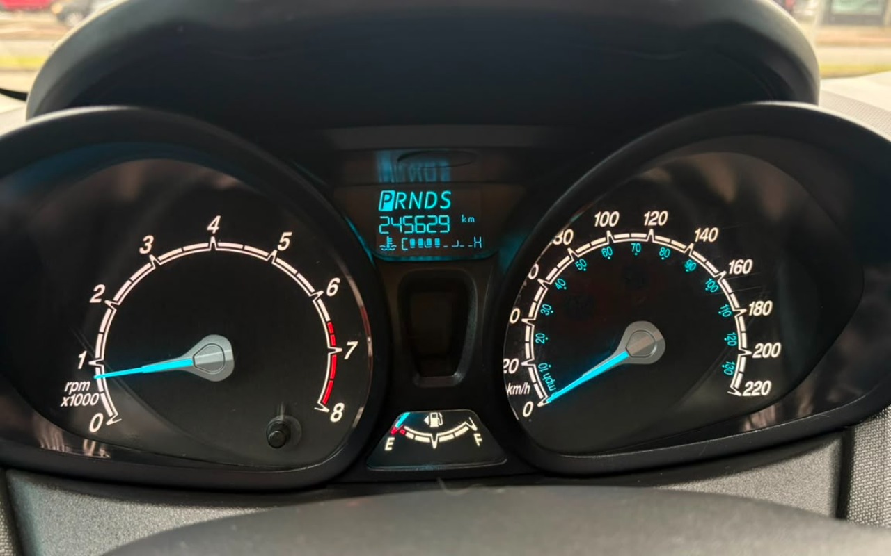 imagem-https://www.socarrao.com.br/sc-vehicle-images-prod/2836816/1784913762346-V2hhdHNBcHAgSW1hZ2UgMjAyNi0wNy0yNCBhdCAxMy40My40OC5qcGVn.jpeg