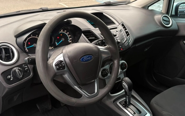 imagem-https://www.socarrao.com.br/sc-vehicle-images-prod/2836816/1784913762432-V2hhdHNBcHAgSW1hZ2UgMjAyNi0wNy0yNCBhdCAxMy40My40OCAoMSkuanBlZw.jpeg