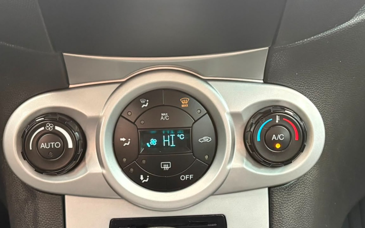 imagem-https://www.socarrao.com.br/sc-vehicle-images-prod/2836816/1784913762807-V2hhdHNBcHAgSW1hZ2UgMjAyNi0wNy0yNCBhdCAxMy40My41OC5qcGVn.jpeg