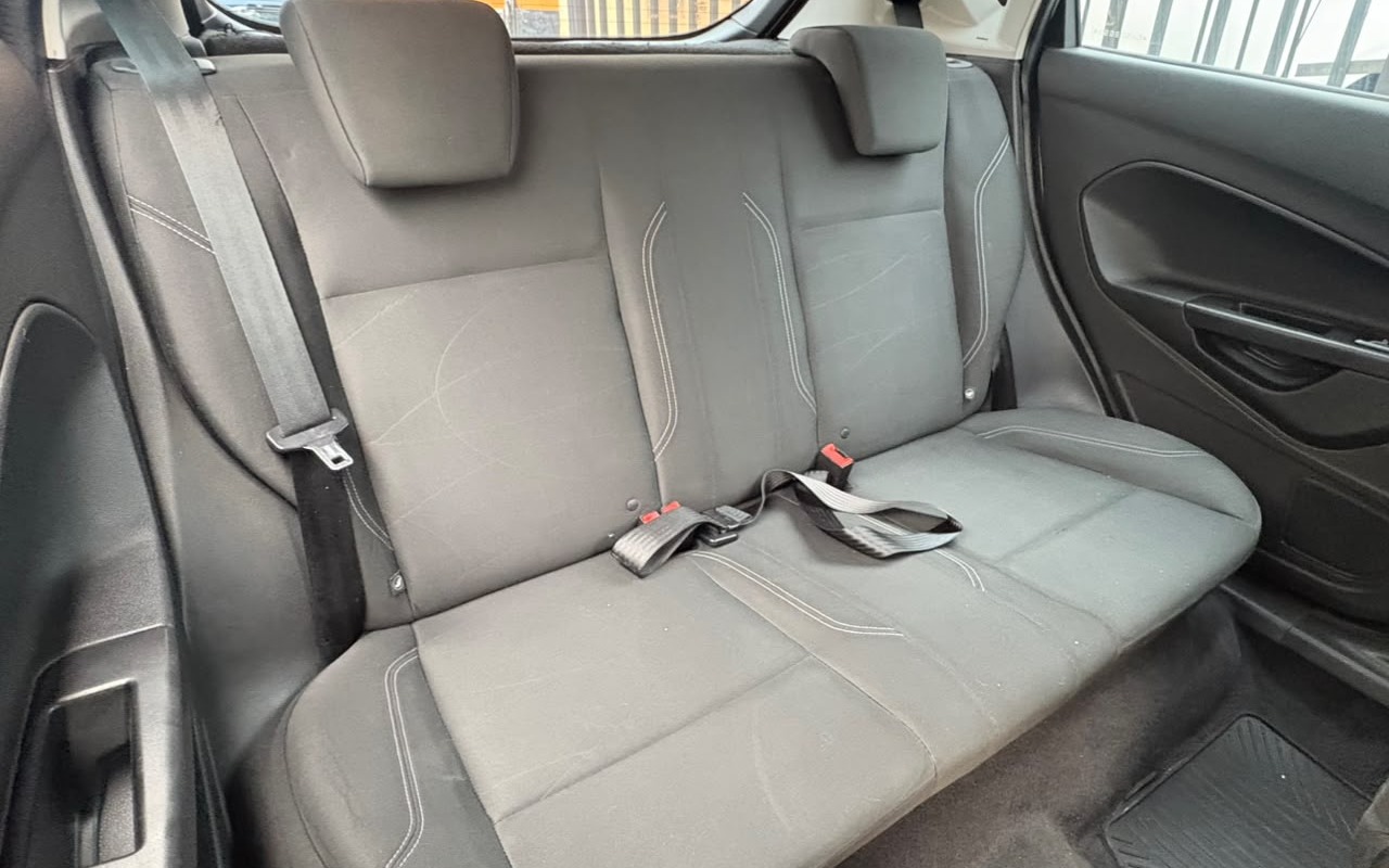 imagem-https://www.socarrao.com.br/sc-vehicle-images-prod/2836816/1784913763039-V2hhdHNBcHAgSW1hZ2UgMjAyNi0wNy0yNCBhdCAxMy40NC4wMS5qcGVn.jpeg