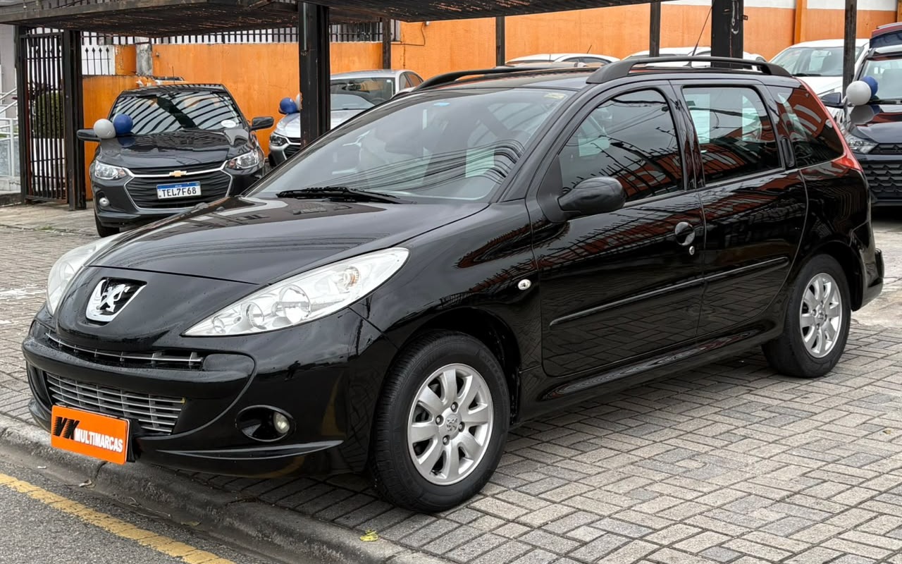 imagem-https://www.socarrao.com.br/sc-vehicle-images-prod/2836888/1784914018746-V2hhdHNBcHAgSW1hZ2UgMjAyNi0wNy0yNCBhdCAxMy40Ni4yOCAoMikuanBlZw.jpeg