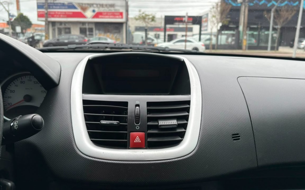 imagem-https://www.socarrao.com.br/sc-vehicle-images-prod/2836888/1784914019333-V2hhdHNBcHAgSW1hZ2UgMjAyNi0wNy0yNCBhdCAxMy40Ni4zMS5qcGVn.jpeg