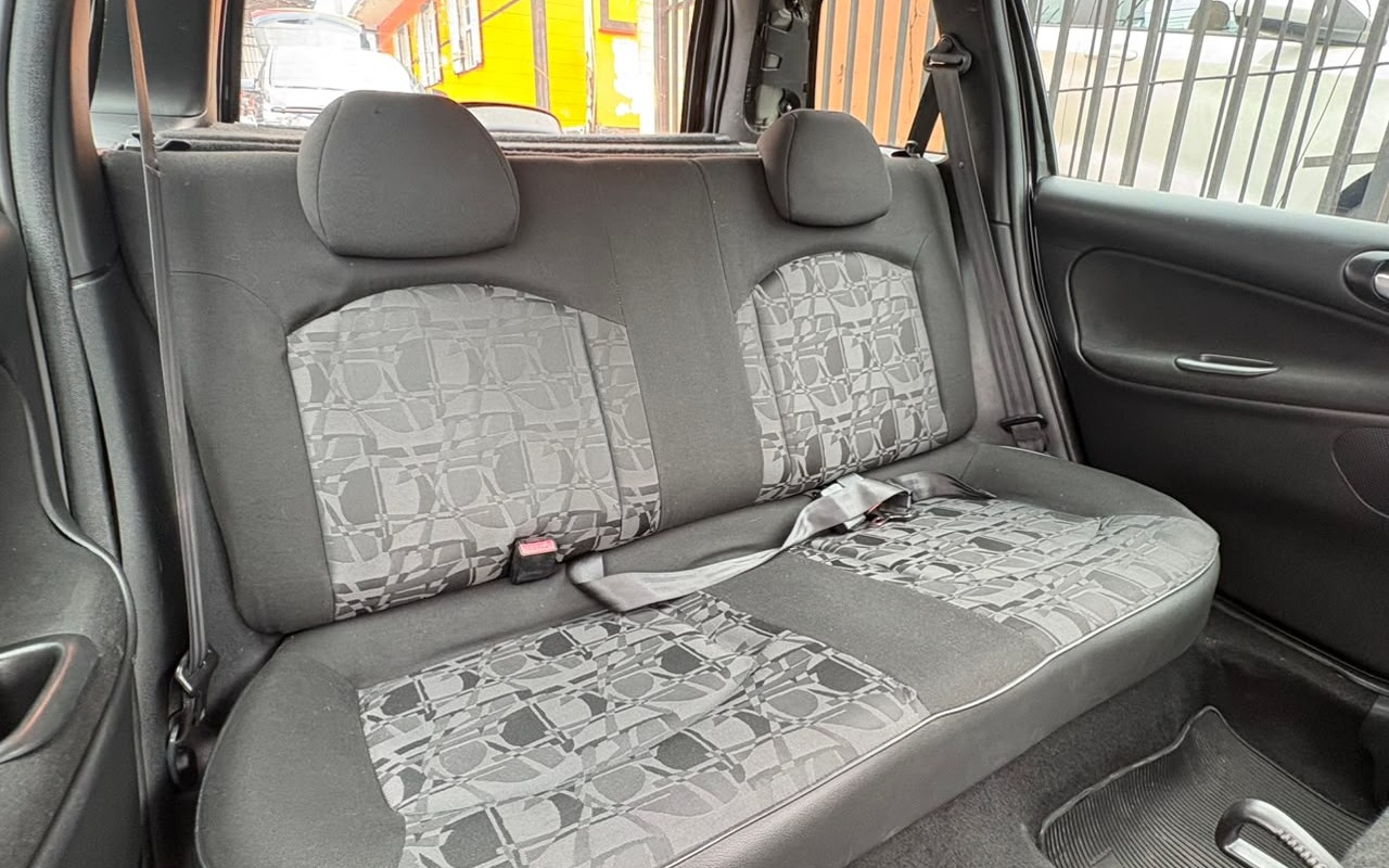 imagem-https://www.socarrao.com.br/sc-vehicle-images-prod/2836888/1784914019619-V2hhdHNBcHAgSW1hZ2UgMjAyNi0wNy0yNCBhdCAxMy40Ni4zMiAoMSkuanBlZw.jpeg