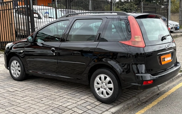 imagem-https://www.socarrao.com.br/sc-vehicle-images-prod/2836888/1784914019673-V2hhdHNBcHAgSW1hZ2UgMjAyNi0wNy0yNCBhdCAxMy40Ni4zMiAoMikuanBlZw.jpeg