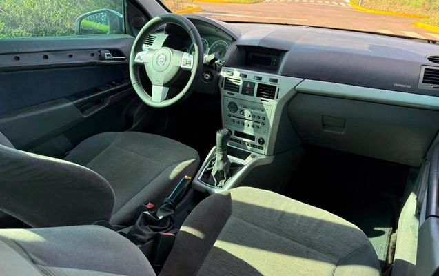 imagem-https://www.socarrao.com.br/sc-vehicle-images-prod/2837017/1787701889426-cc358e3cadac4790bd5e149b447825ff_1787701793979.jpg