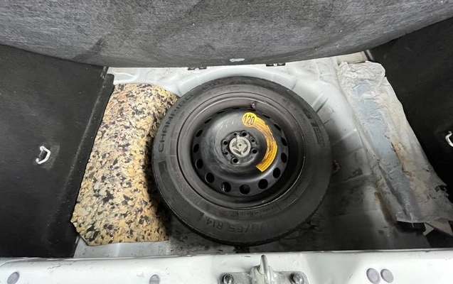 imagem-https://www.socarrao.com.br/sc-vehicle-images-prod/2837121/1786973108352-8307600_14_B_a4188a39a6.jpeg