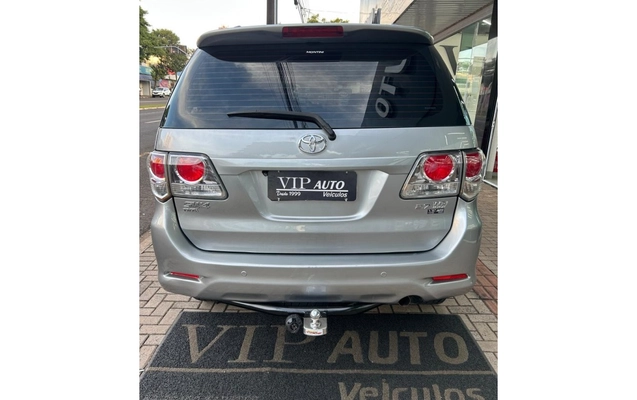 imagem-https://www.socarrao.com.br/sc-vehicle-images-prod/2837153/1784914981116-4_060239.jpg