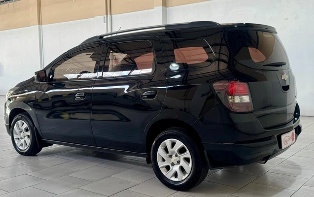 imagem-https://www.socarrao.com.br/sc-vehicle-images-prod/2837173/1784915117845-337fabf6c9e8175ec32a40124ff7d7c8_big.jpeg