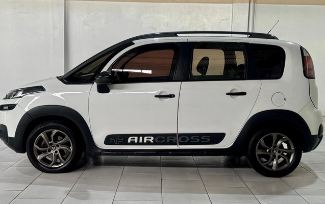imagem-https://www.socarrao.com.br/sc-vehicle-images-prod/2837181/1784915126342-b0c574758e882f5ddf4b27eea05ee83d_big.jpeg