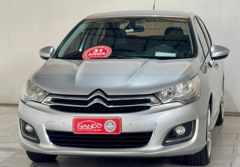 Citroën C4 Lounge 2017 Prata — foto 1 de 3