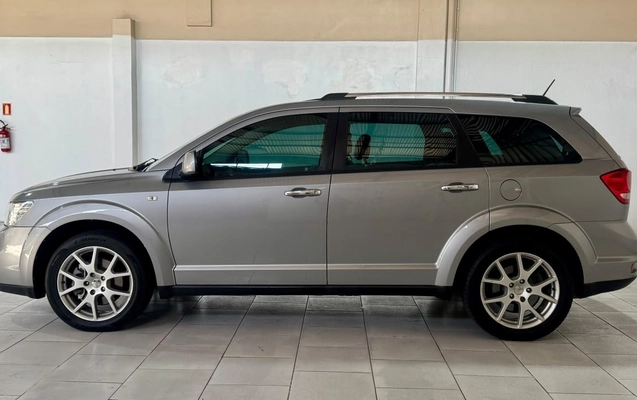 imagem-https://www.socarrao.com.br/sc-vehicle-images-prod/2837183/1784915128462-b4190f572d3c28065ab508269a2302aa_big.jpeg