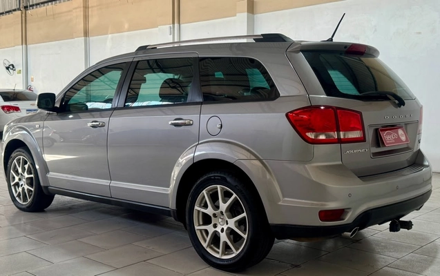imagem-https://www.socarrao.com.br/sc-vehicle-images-prod/2837183/1784915128463-e777673c8127e2586449bcb468d47664_big.jpeg