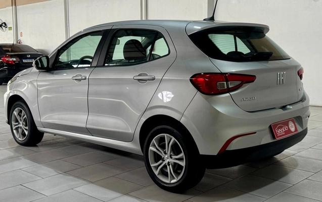 imagem-https://www.socarrao.com.br/sc-vehicle-images-prod/2837189/1784915131932-3d367a2a642e77da45c03dfb5ab7becc_big.jpeg