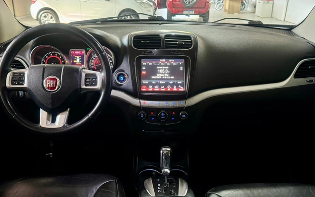 imagem-https://www.socarrao.com.br/sc-vehicle-images-prod/2837194/1784915136073-562bbccfa5fd5ef261ea69ee902af3ad_big.jpeg