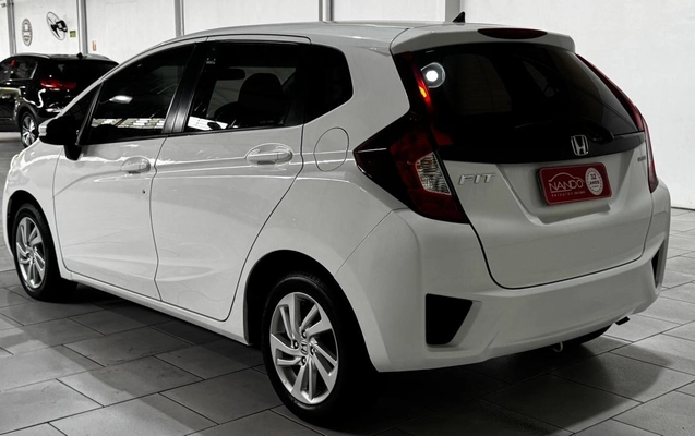 imagem-https://www.socarrao.com.br/sc-vehicle-images-prod/2837203/1784915146332-3a89f2624c21308462c3472a0c7581e0_big.jpeg