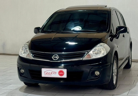 Nissan TIIDA 2013 Preto — foto 1 de 3