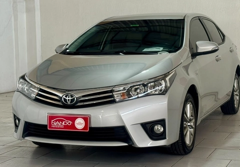 Toyota Corolla 2015 Prata — foto 1 de 3