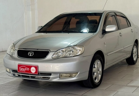 Toyota Corolla 2004 Prata — foto 1 de 3