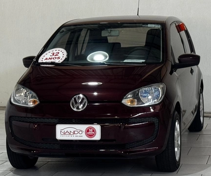 Volkswagen Up! 2015 Vermelho — foto 1 de 3