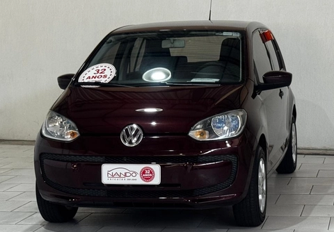 Volkswagen Up! 2015 Vermelho — foto 1 de 3