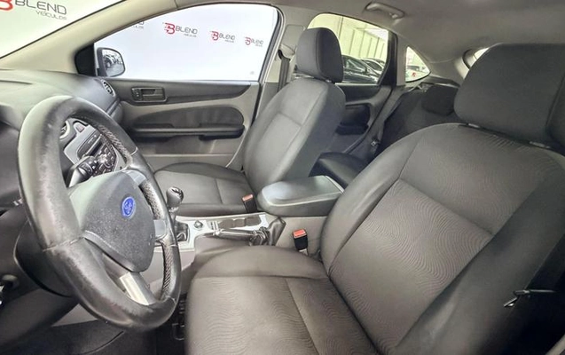 imagem-https://www.socarrao.com.br/sc-vehicle-images-prod/2837307/1785848542752-8312300_4_B_5ab0298403.jpeg