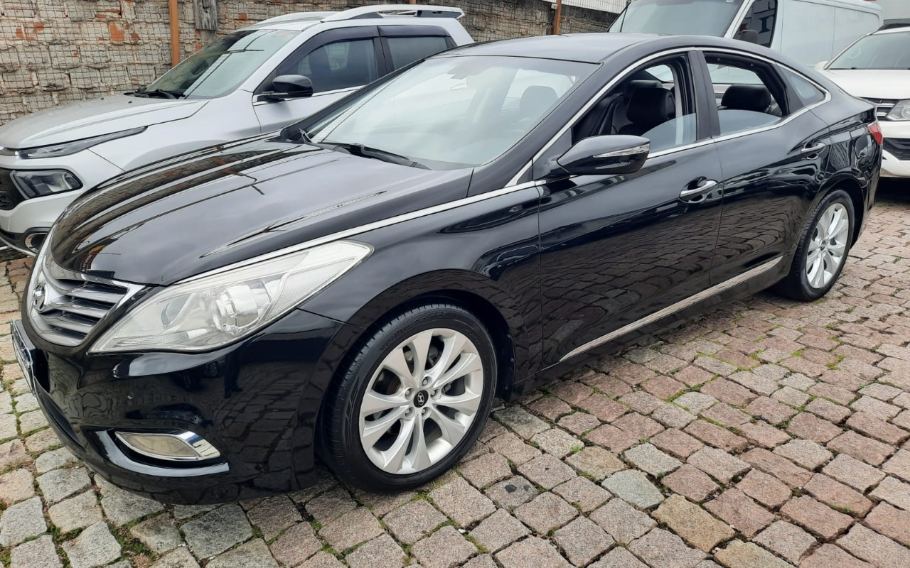 Hyundai Azera 3.0 V6 24V 4p Aut. 2012 Preto — foto 1 de 3