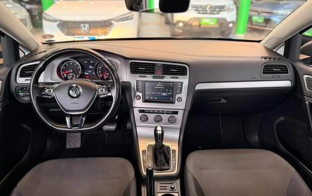 imagem-https://www.socarrao.com.br/sc-vehicle-images-prod/2837544/1789669935551-8307336_9_B_994b38c1cc.jpeg