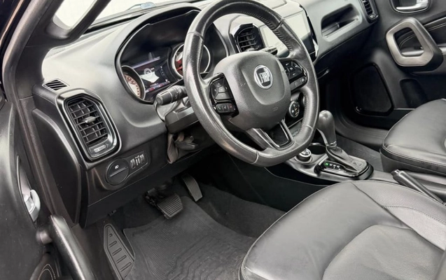 imagem-https://www.socarrao.com.br/sc-vehicle-images-prod/2837588/1787920938619-vehicle_image_1787605511_549cfc258b5b09317e51edf0d640cf8d.jpeg