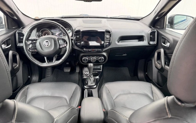 imagem-https://www.socarrao.com.br/sc-vehicle-images-prod/2837588/1787920938626-vehicle_image_1787605498_676ff37d005095115e32d1458ad212d5.jpeg