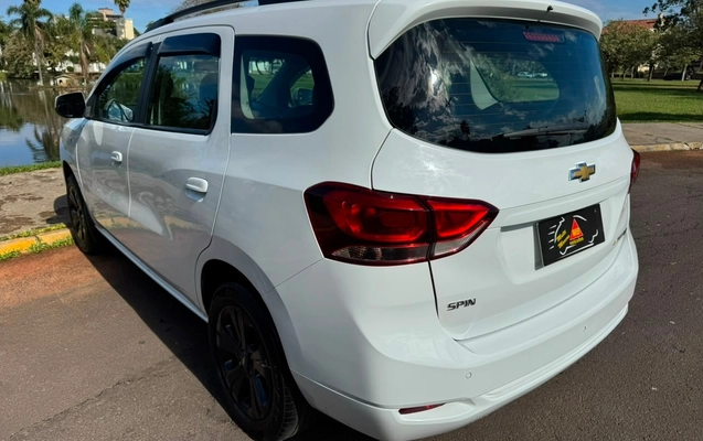 imagem-https://www.socarrao.com.br/sc-vehicle-images-prod/2837599/1784916903659-V2hhdHNBcHAgSW1hZ2UgMjAyNi0wNy0yNCBhdCAxNC40OS4xMiAoMSkuanBlZw.jpeg