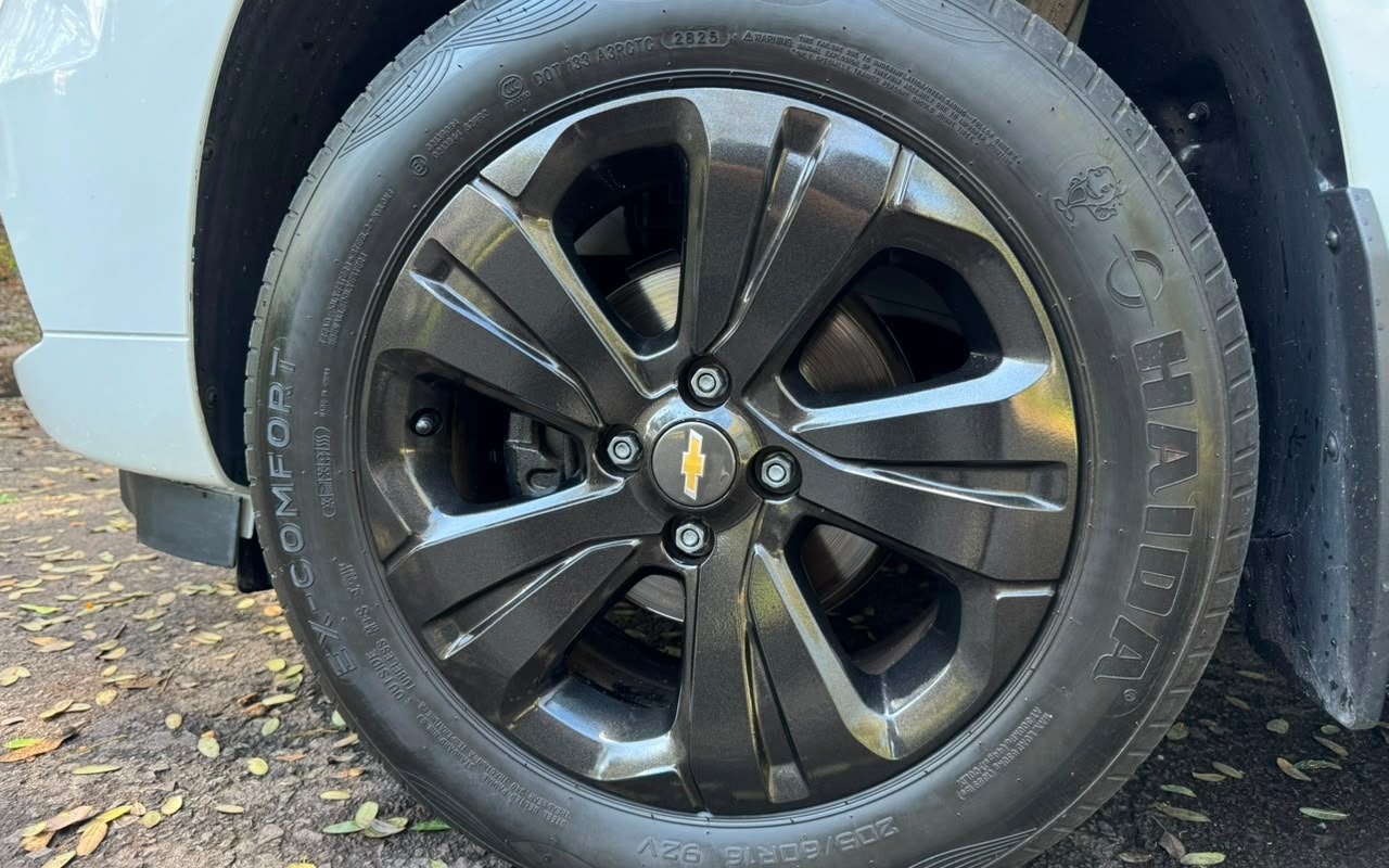 imagem-https://www.socarrao.com.br/sc-vehicle-images-prod/2837599/1784916903920-V2hhdHNBcHAgSW1hZ2UgMjAyNi0wNy0yNCBhdCAxNC40OS4xMyAoMykuanBlZw.jpeg