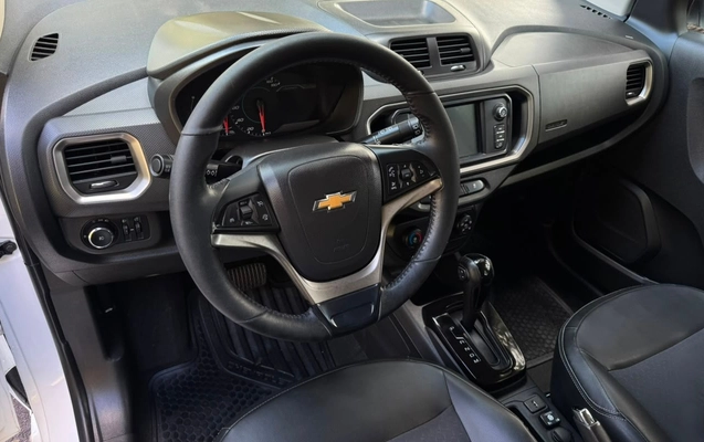 imagem-https://www.socarrao.com.br/sc-vehicle-images-prod/2837599/1784916904225-V2hhdHNBcHAgSW1hZ2UgMjAyNi0wNy0yNCBhdCAxNC40OS4xMyAoNCkuanBlZw.jpeg