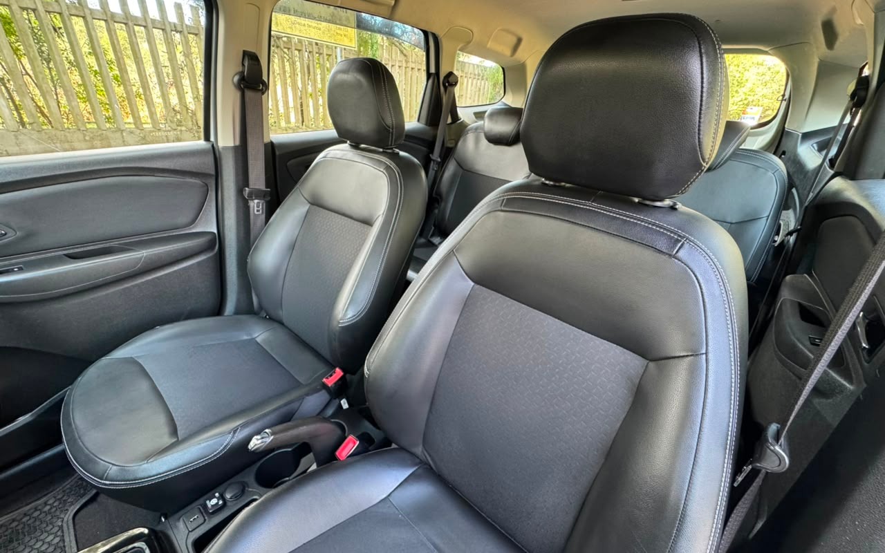 imagem-https://www.socarrao.com.br/sc-vehicle-images-prod/2837599/1784916904865-V2hhdHNBcHAgSW1hZ2UgMjAyNi0wNy0yNCBhdCAxNC40OS4xNC5qcGVn.jpeg