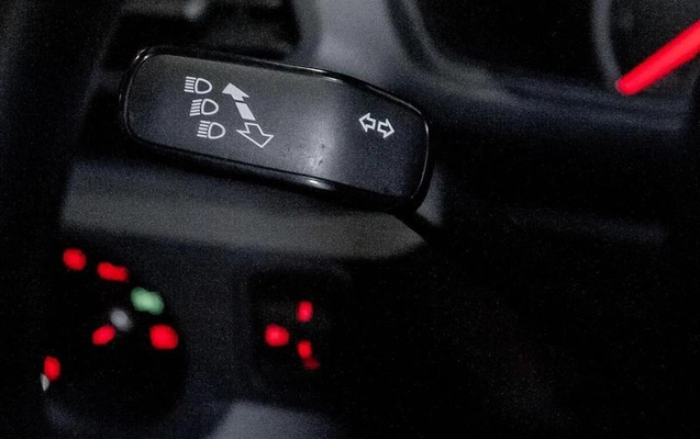 imagem-https://www.socarrao.com.br/sc-vehicle-images-prod/2837723/1784917332541-7902690_25_B_dc07f7a6ff.jpeg