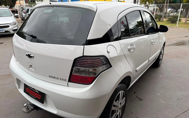 imagem-https://www.socarrao.com.br/sc-vehicle-images-prod/2837779/1788273481197-d9f8822e93c941f9b748e758ac9881d7_1784916951382.jpg