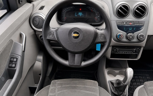 imagem-https://www.socarrao.com.br/sc-vehicle-images-prod/2837779/1788273481199-221d1b4e401c485d82e04f8192e23436_1784917321553.jpg