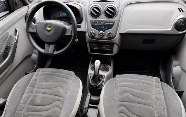 imagem-https://www.socarrao.com.br/sc-vehicle-images-prod/2837779/1788273481213-d07808c0fd1e4cb78ff2b849aa68403f_1784916951417.jpg